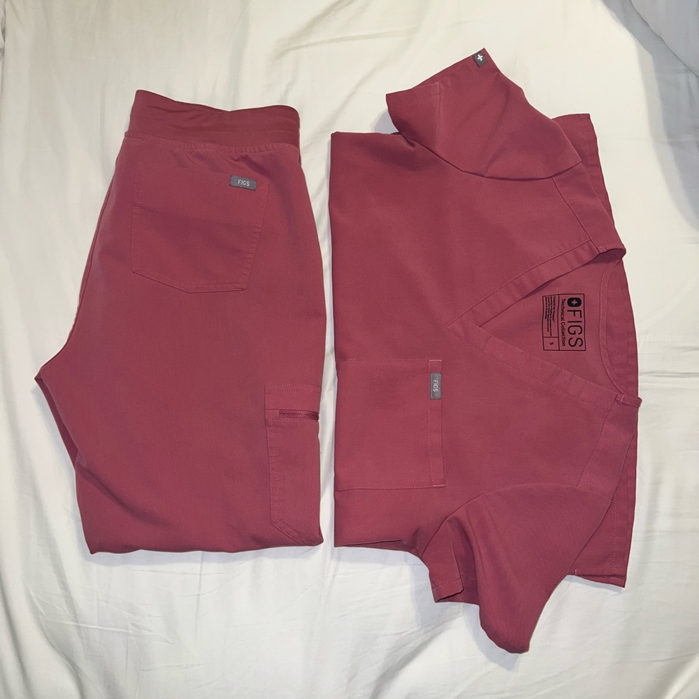 Figs Salmon/Mauve Scrub Set